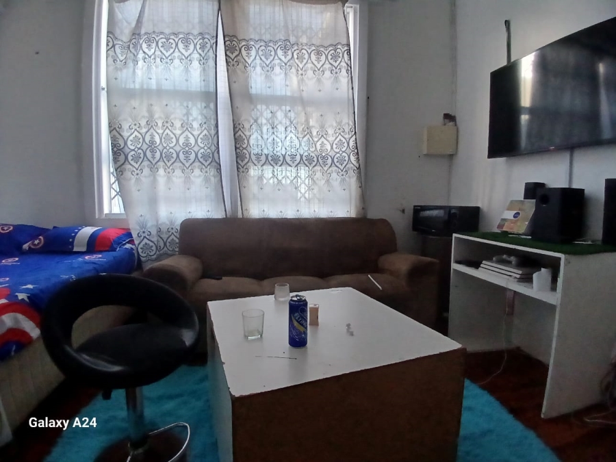 6 Bedroom Property for Sale in Quigney Eastern Cape